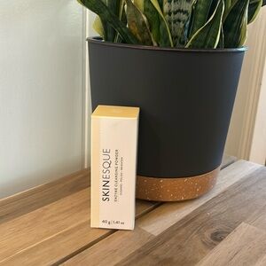 Skinesque Enzyme‎ Cleansing Powder